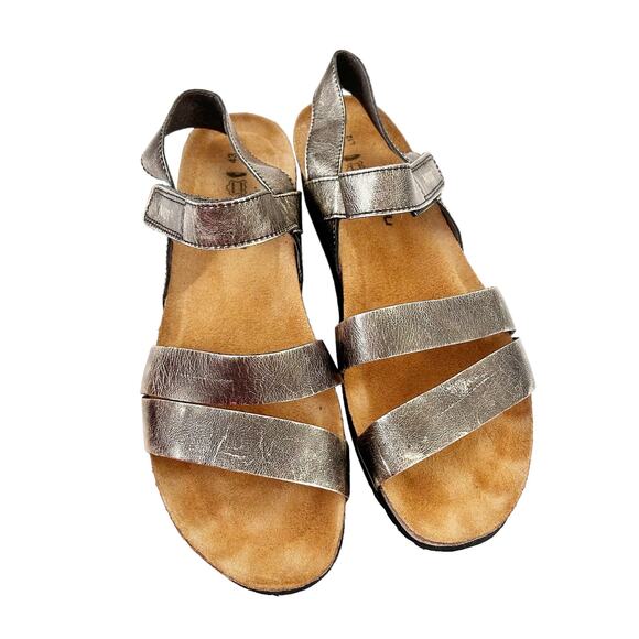 NAOT Kayla Radiant Copper Metallic Sandals Sz 12 - Picture 3 of 7